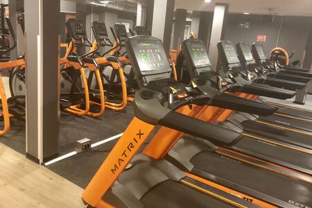 Basic-Fit Paris Boulevard de Strasbourg Basic-Fit Paris Boulevard de Strasbourg