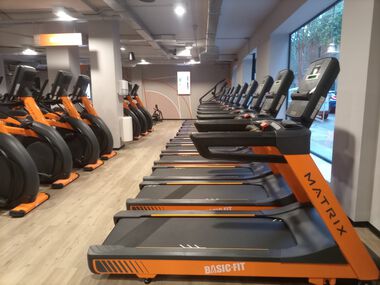 Basic-Fit Alcalá de Henares Calle Azucena